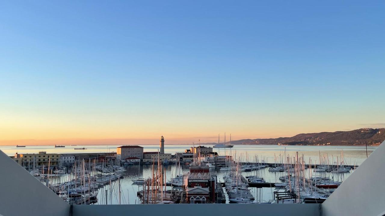 Puesta Del Sol Leilighet Trieste Eksteriør bilde