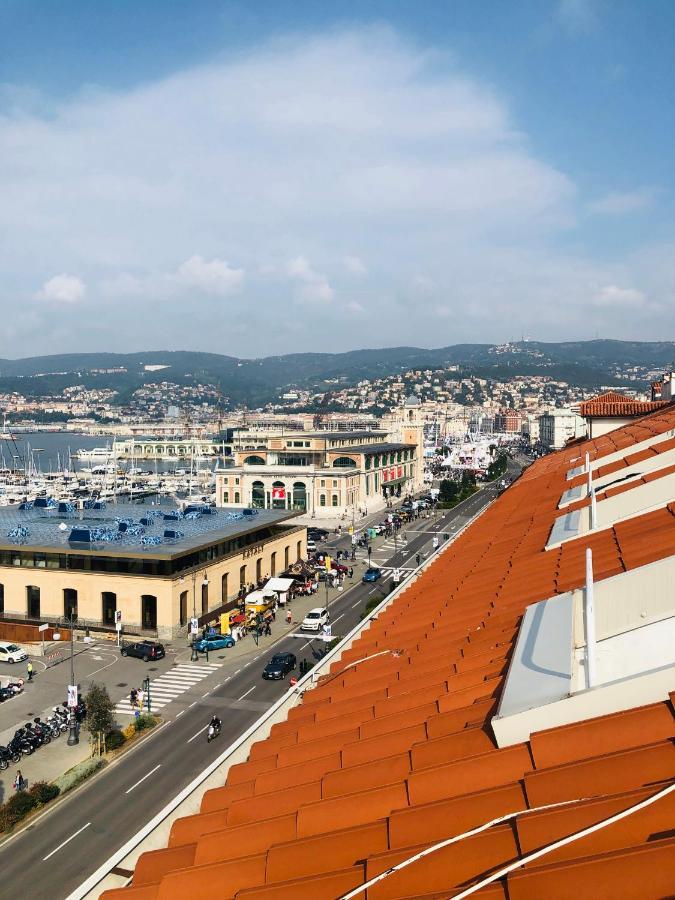 Puesta Del Sol Leilighet Trieste Eksteriør bilde