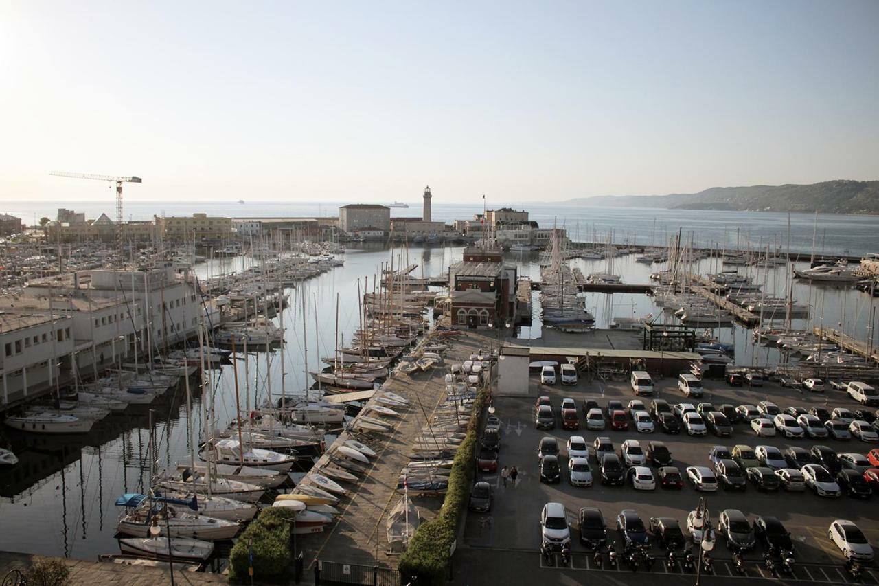 Puesta Del Sol Leilighet Trieste Eksteriør bilde