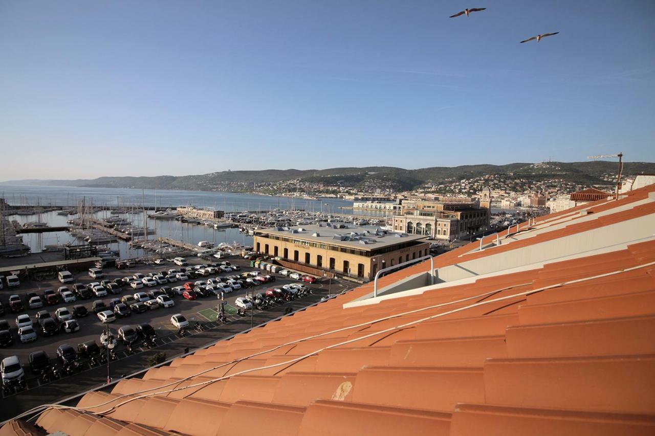 Puesta Del Sol Leilighet Trieste Eksteriør bilde